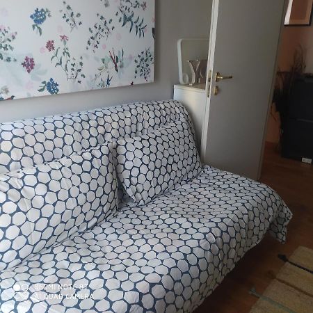 Room In Private Apartment Флоренция Экстерьер фото